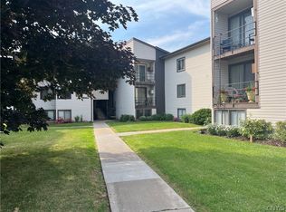 443 Idlewood Blvd, Baldwinsville, NY 13027