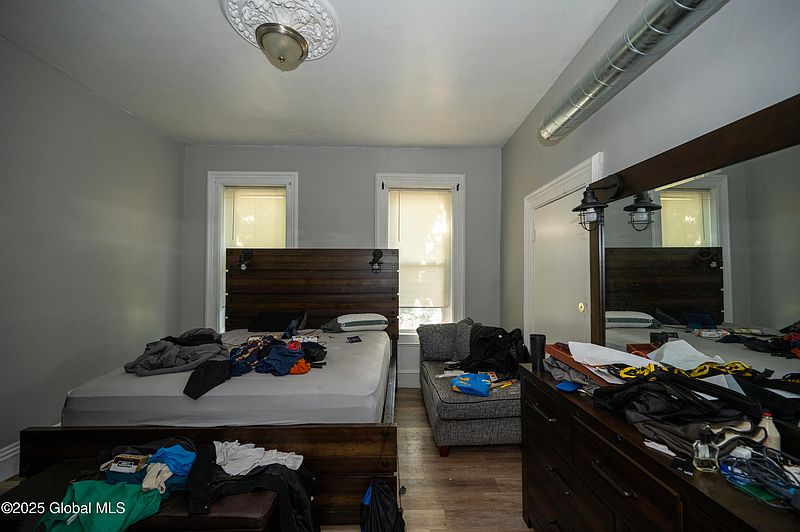 4th image of 548 5th Avenue