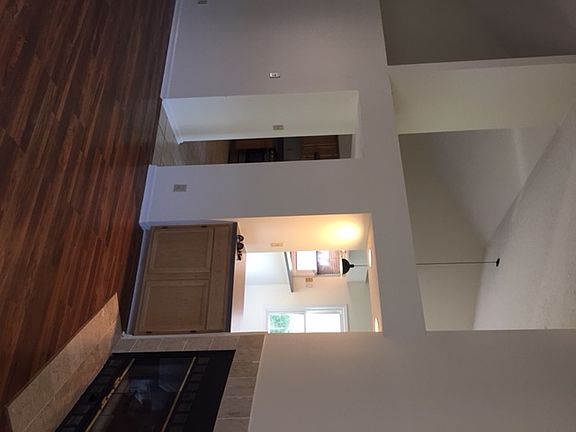 4th image of 1113 Aqueduct Way