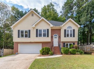 705 Oxford Crest Ct NW, Lawrenceville, GA 30043
