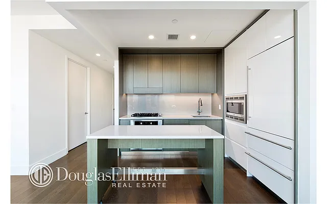 Rented by Douglas Elliman | media 15