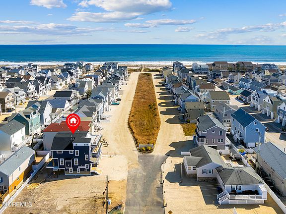 5th image of 36 N Beach Drive