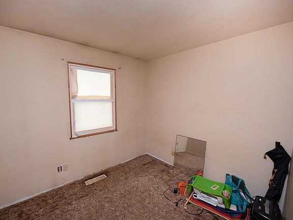 3rd image of 1400 Sherwood Dr