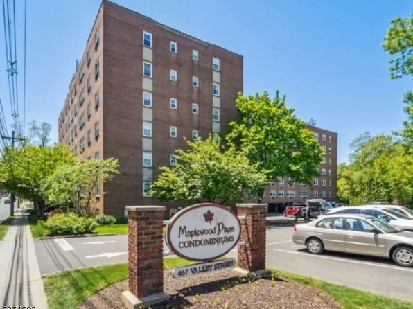 465 Valley St #7K, Maplewood Twp., NJ 07079