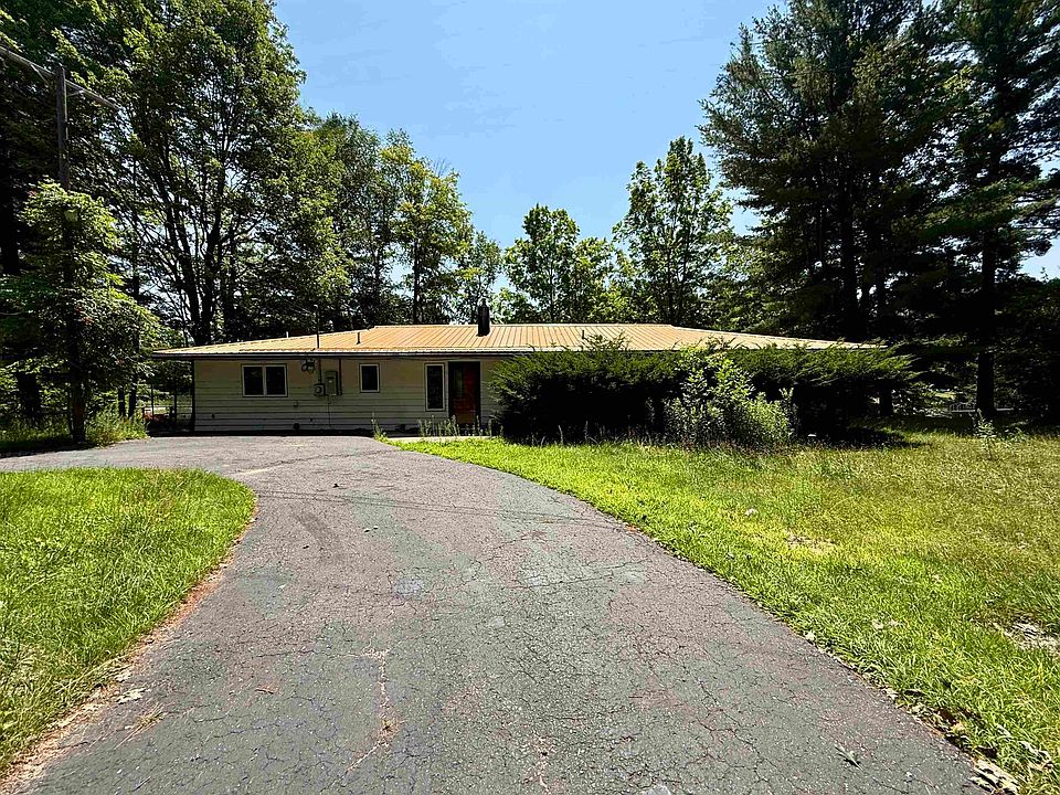1st image of 2444 Boman Rd