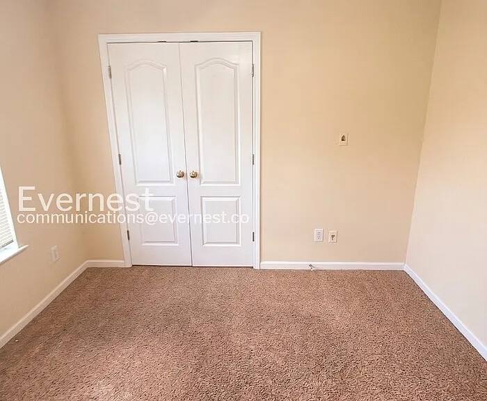 10718 Barberry Dr — Photo 18