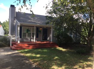 709 Stinson Ave, Holly Springs, NC 27540