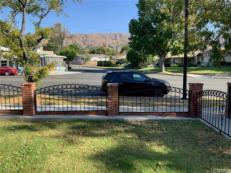 1st image of 2603 N Glenoaks Blvd