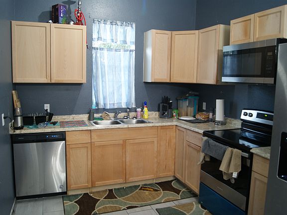 2nd image of 619 NW 7th Ave