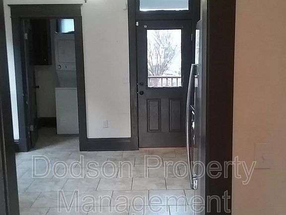 5th image of 411 W 26th St