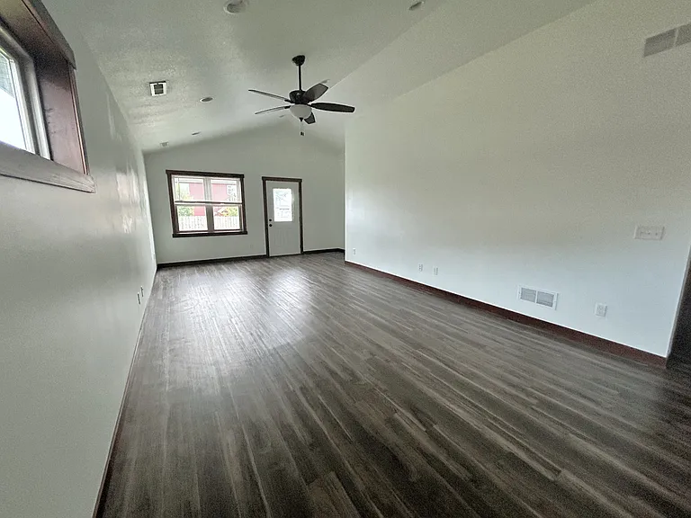 1759 Aspen Ct — Photo 5