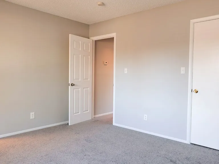 6222 Meadow View Ln — Photo 8