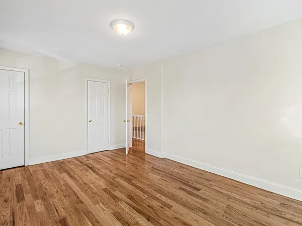 61-12 Main Street image 16 of 31