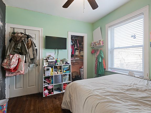 5th image of 7140 S Eberhart Ave