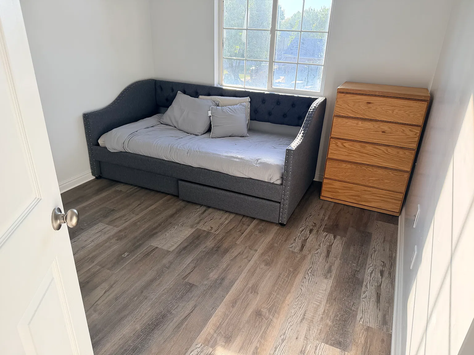 3 bed, 2000 sqft, $3,000 — Photo 4