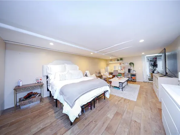 1936 East 37th Street image 22 of 25