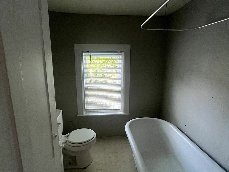 33 Pope St #3 — Photo 6