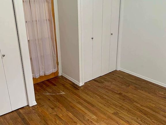 5th image of 223 E 85th St #17A