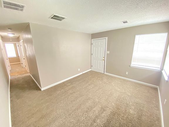 2nd image of 2581 Callie Rd