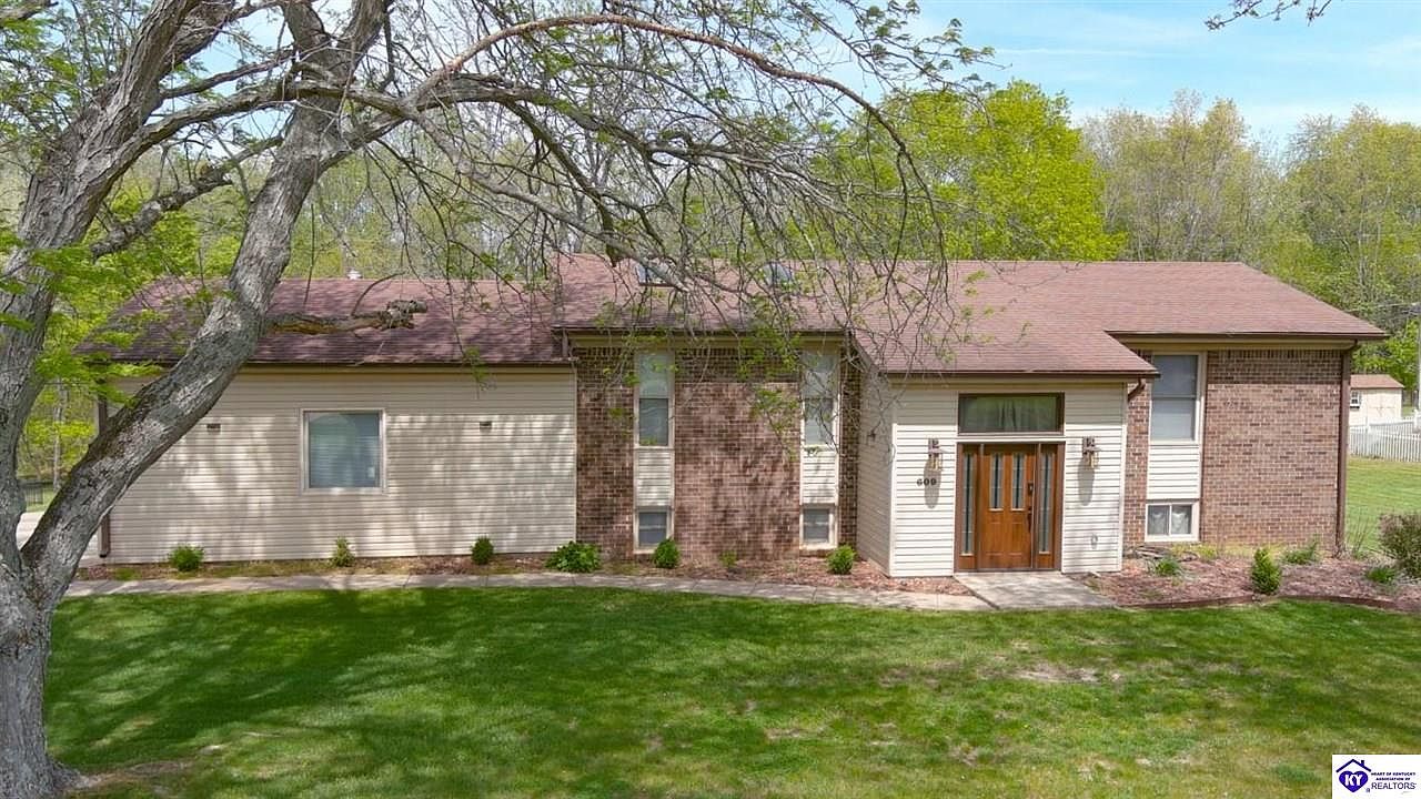 609 Foxfire Rd, Elizabethtown, KY 42701 MLS HK23001219 Zillow