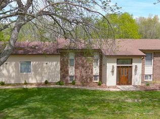 609 Foxfire Rd, Elizabethtown, KY 42701