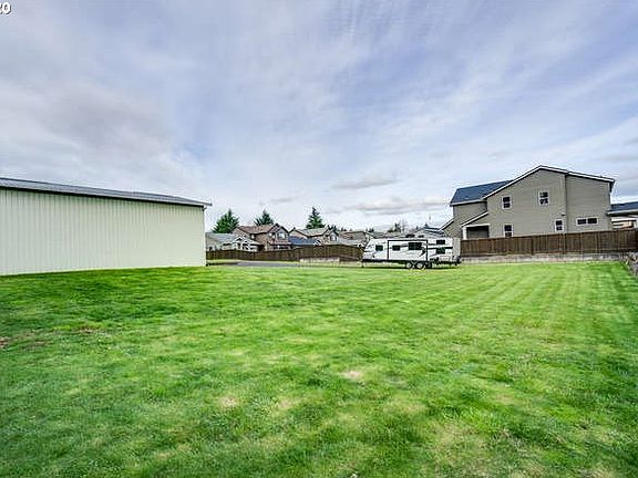 5th image of 6716 NE 69th Ave