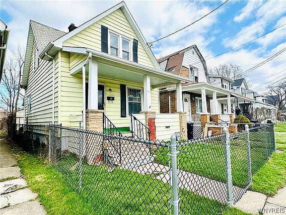 3rd image of 1146 Ashland Ave
