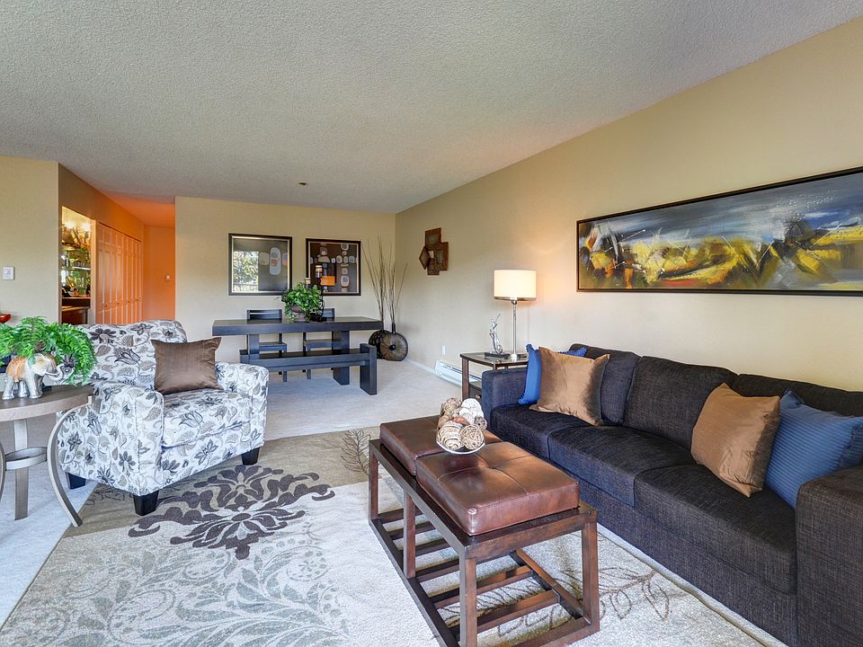 1st image of 2920 76th Ave SE APT 207