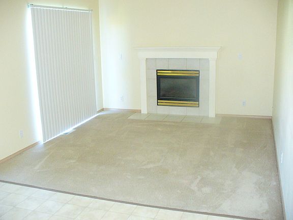 5th image of 7225 261st St NW