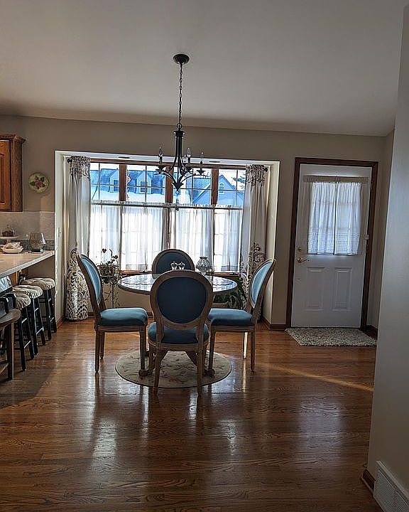 1st image of 5846 Dewhirst Dr