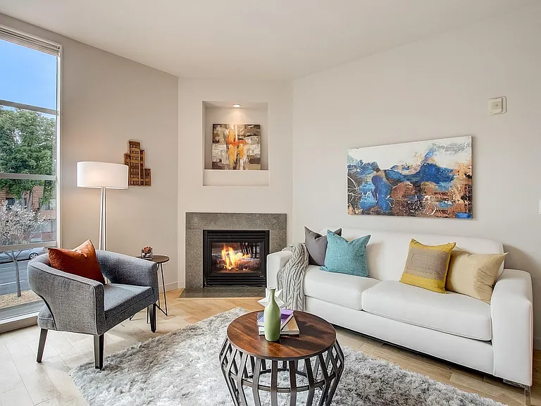 1600 Webster St #103 — Photo 4