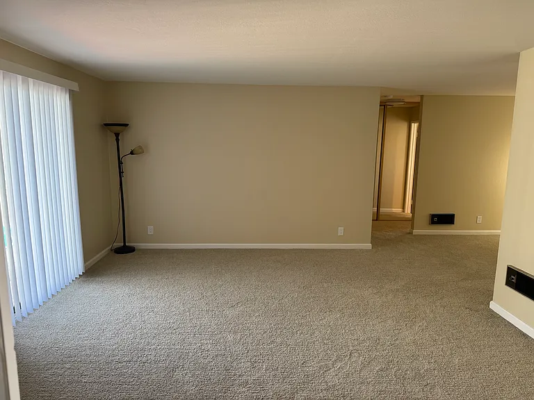 150 Santa Inez Ave #1 — Photo 10