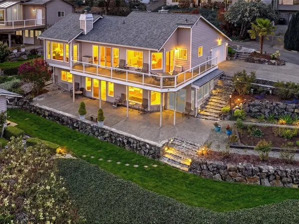 269 Burke Drive, Camano Island, WA 98282