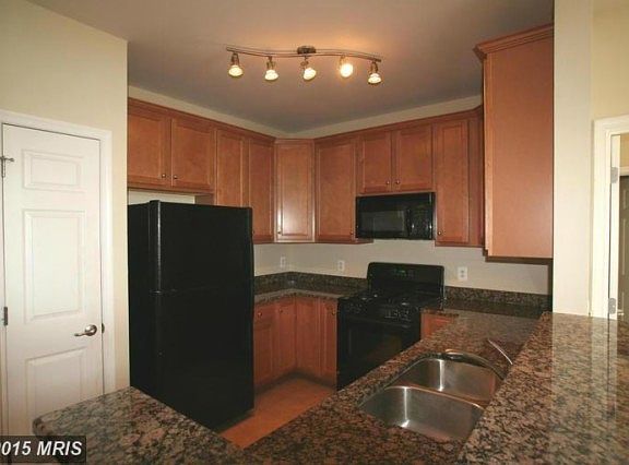 2nd image of 3850 Lightfoot St Unit 454