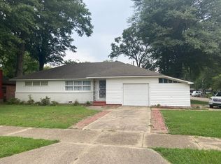 100 S Crescent Dr, Blytheville, AR 72315