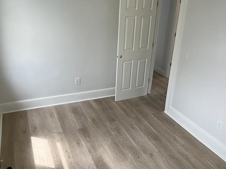 60 Hilton Ave #2 — Photo 6