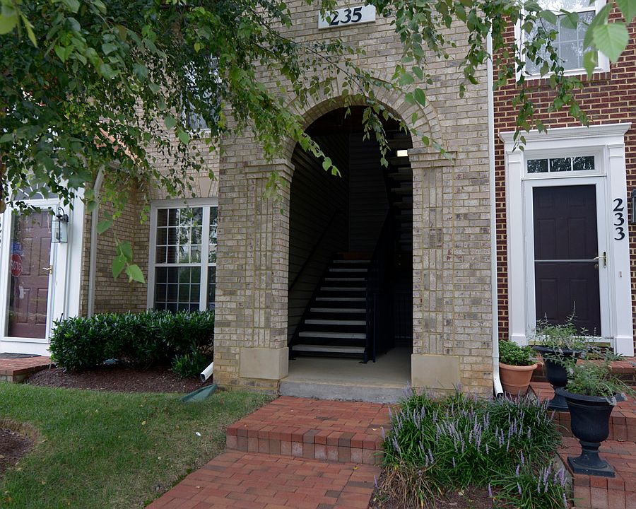 1st image of 235 Jay Dr Unit 92