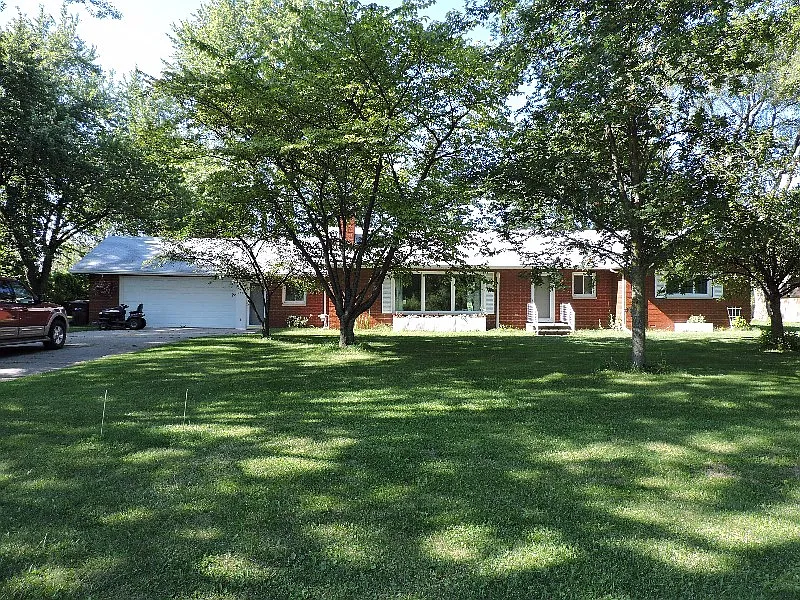 2071 E Cody Estey Rd photo 1