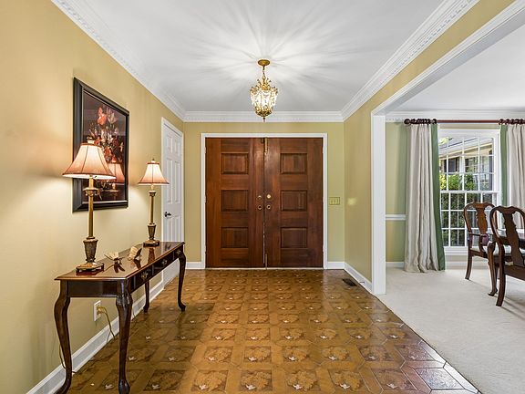 3rd image of 6011 Johnson Chapel Rd