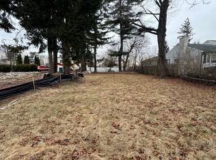 1285 Shippan Ave, Stamford, CT 06902