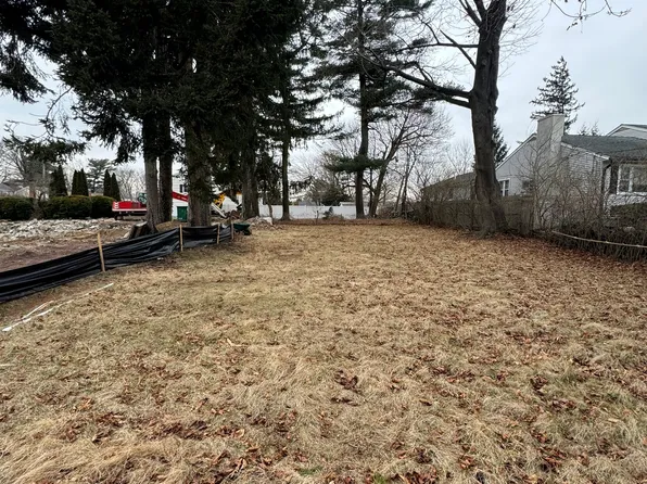 1285 Shippan Avenue, Stamford, CT 06902