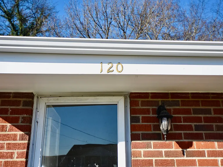 120 Donelsonwood Dr — Photo 20