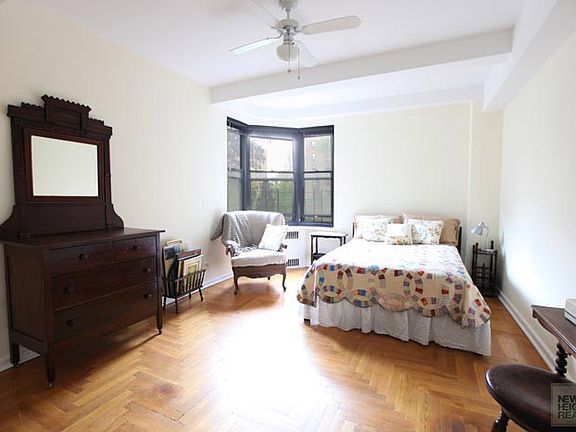 3rd image of 55 Park Ter E APT B23