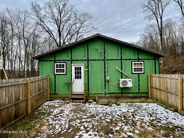 305 Mountain Rd, Susquehanna, PA 18847