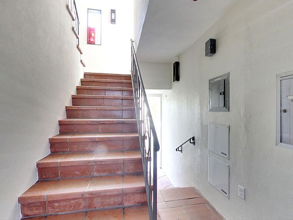 5th image of 225 Duboce Ave APT 202