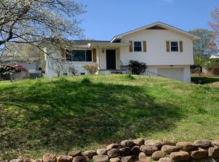 8913 Wooten Rd, Chattanooga, TN 37416