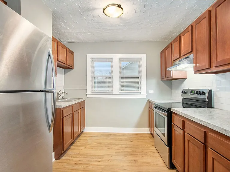 666 Myrtle St NW #2 — Photo 3