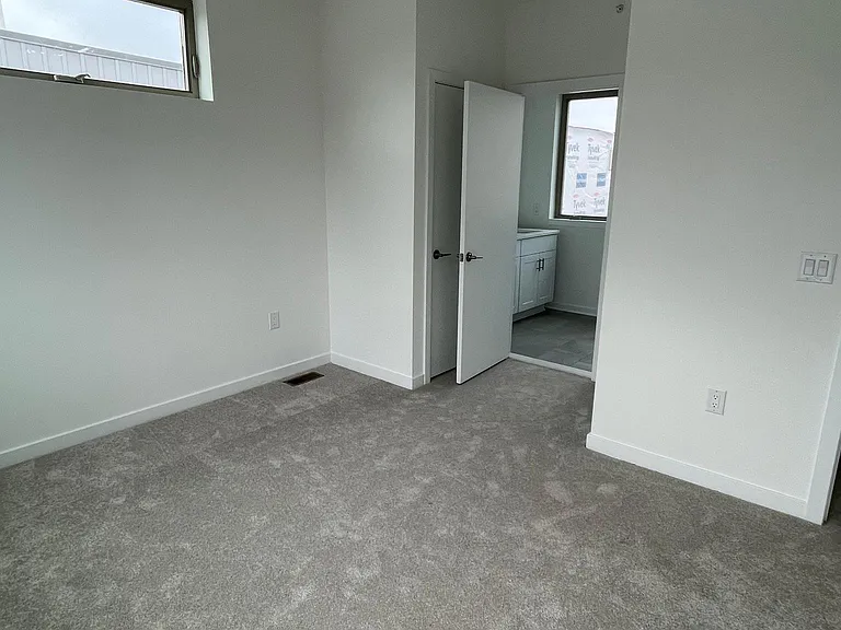 2001 Beach St #265 — Photo 12