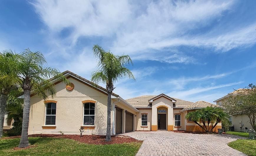 1st image of 3538 Valleyview Dr