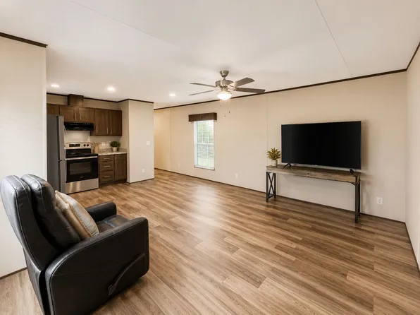 2245 County Road 130, Pearland, TX 77581